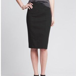 COVID-19 SALE...NWT Banana Republic Skirt